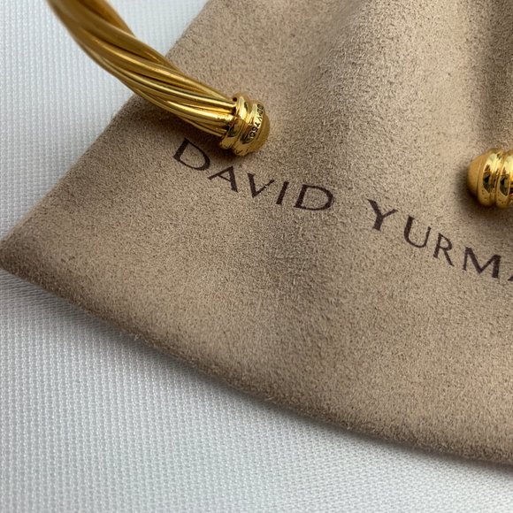 Gold diamond set open Bracelet - Picture 3 of 4